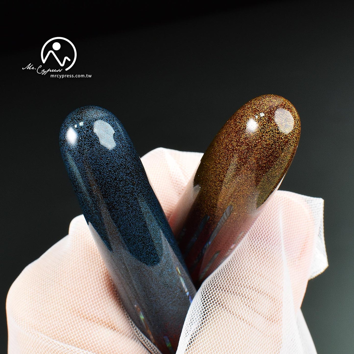 Cypress Kawari-nuri Deep Light 1 with 18k Medium Nib