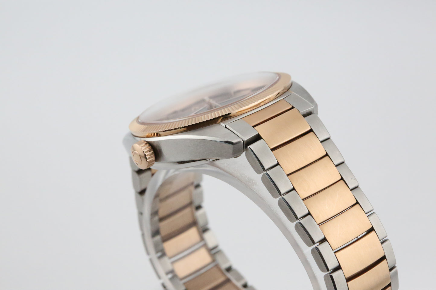 Omega Constellation Globemaster