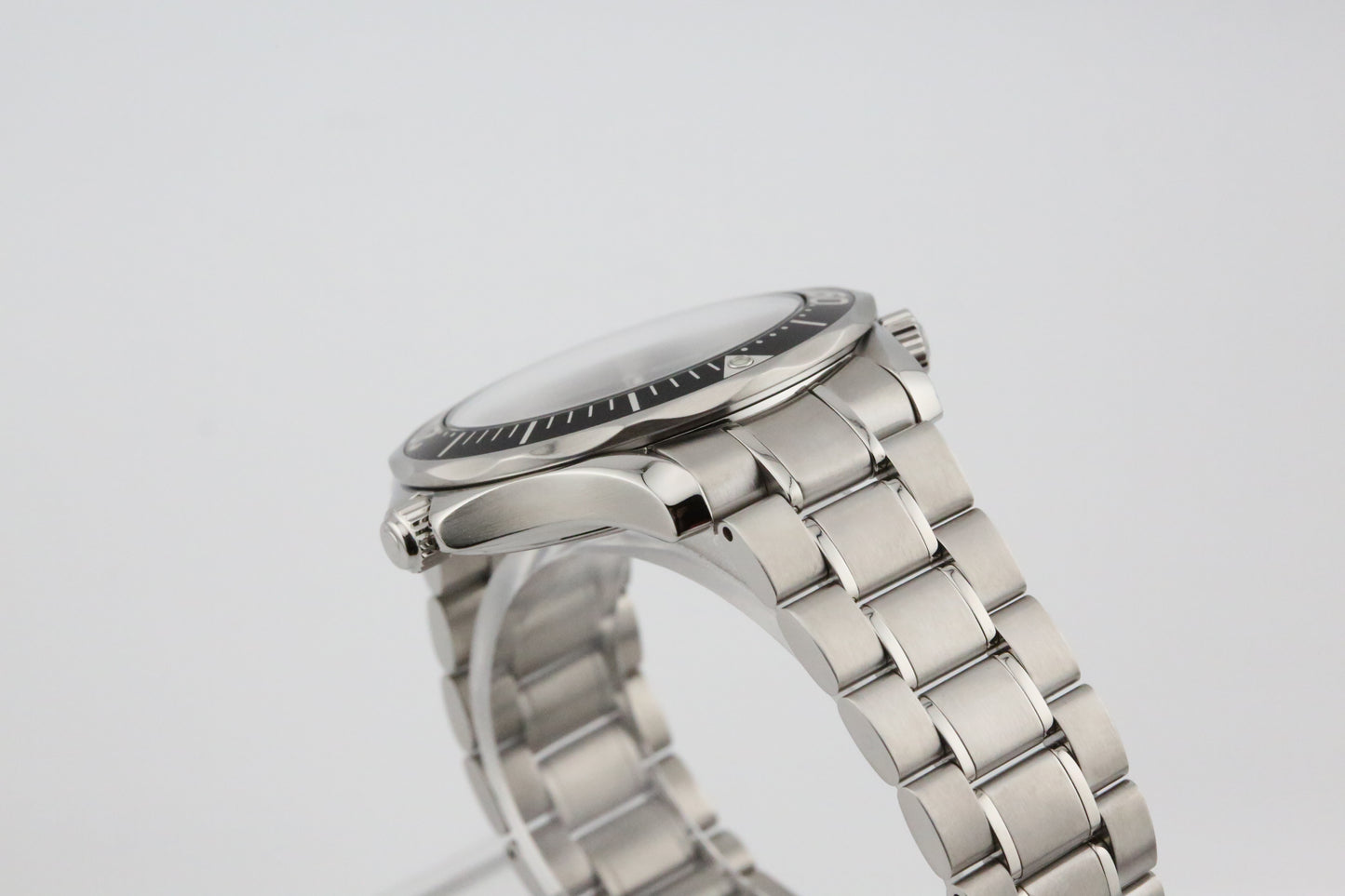Omega Seamaster Professional 300M Quartz