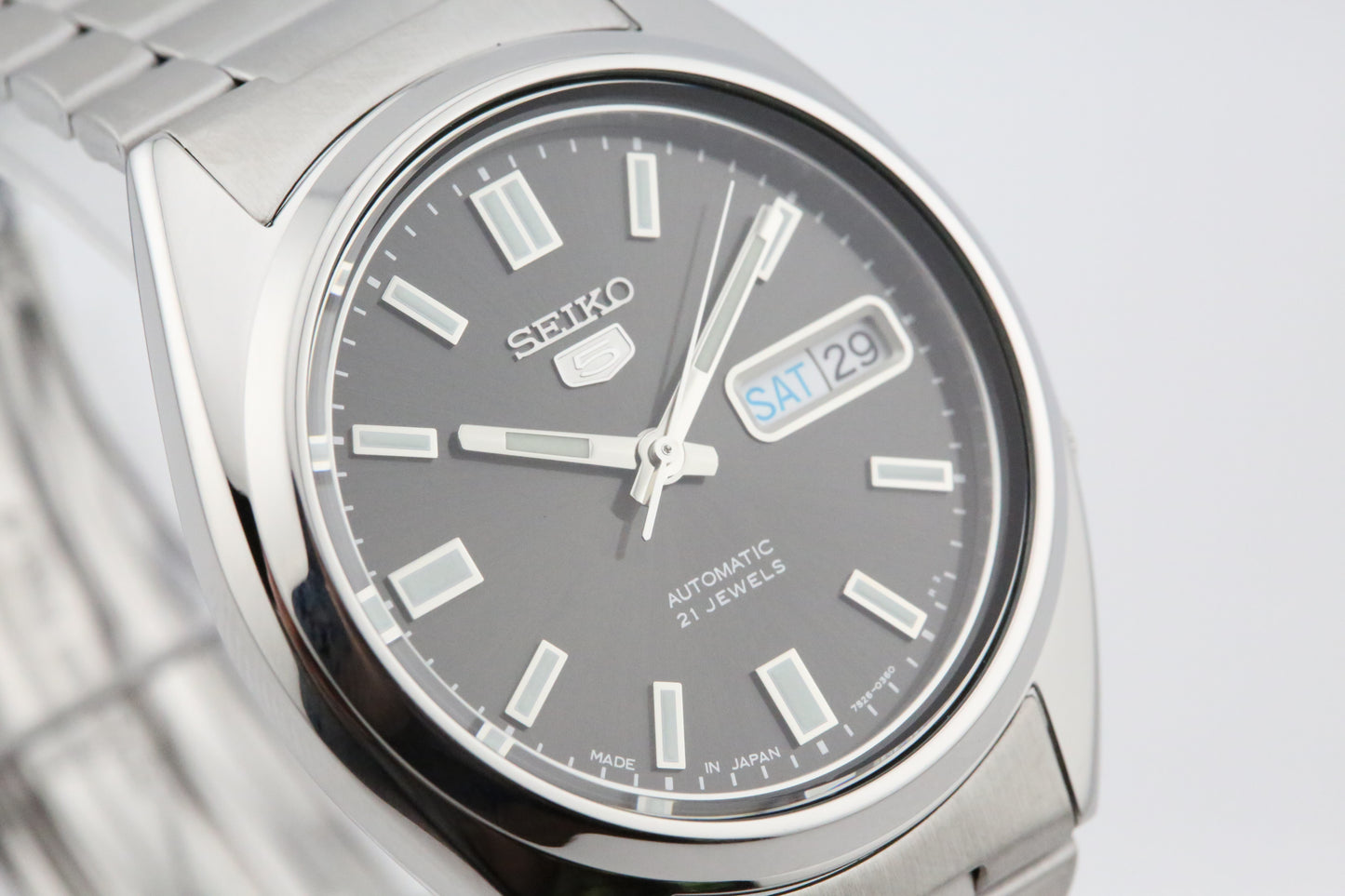Seiko 5 "Datejust" SNXS79J1