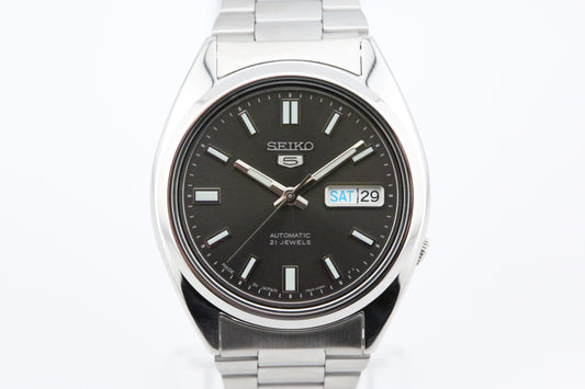 Seiko 5 "Datejust" SNXS79J1