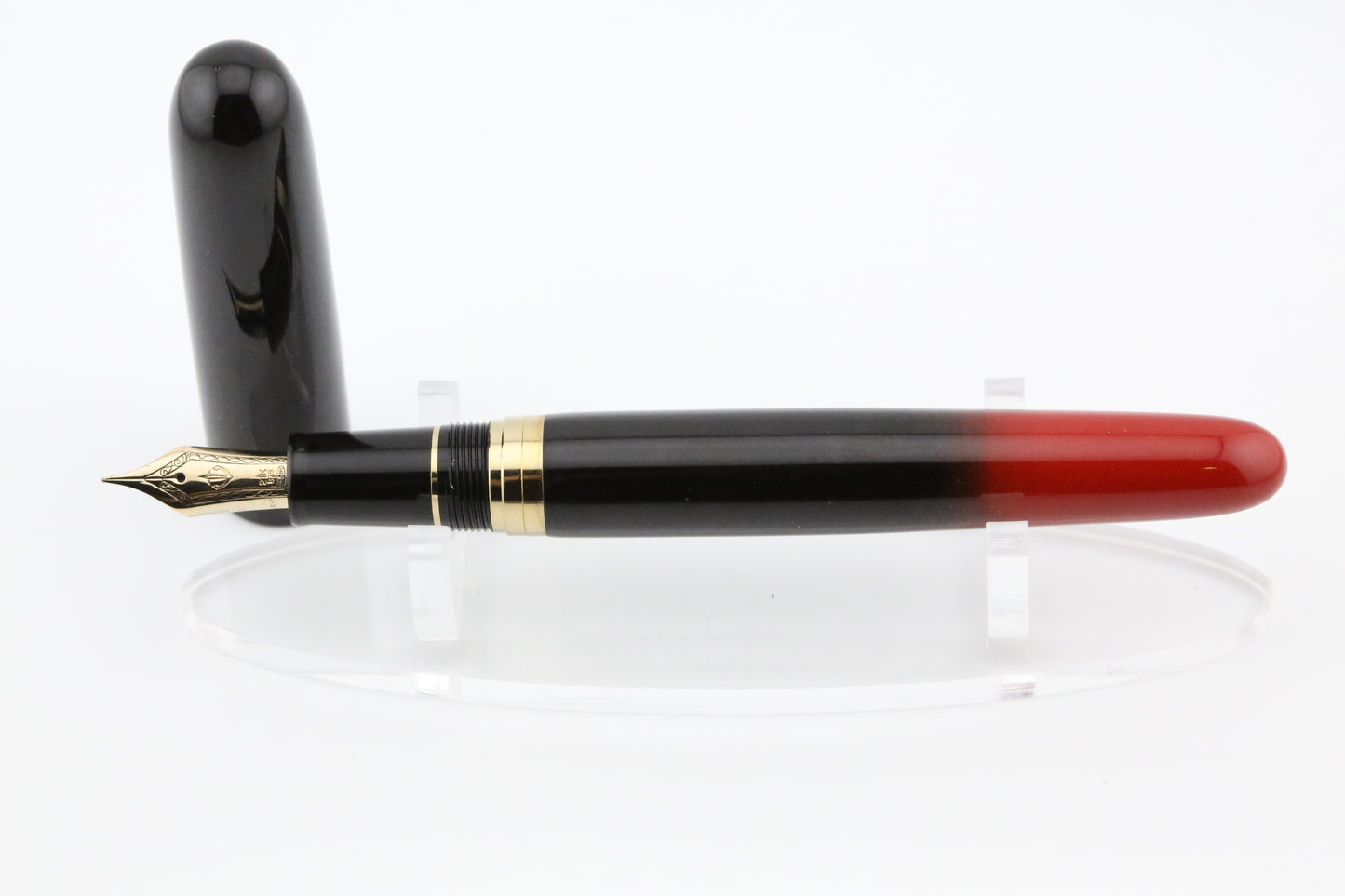 Sailor Rei Urushi Wajima Akebono Nuri Fountain Pen Medium Nib