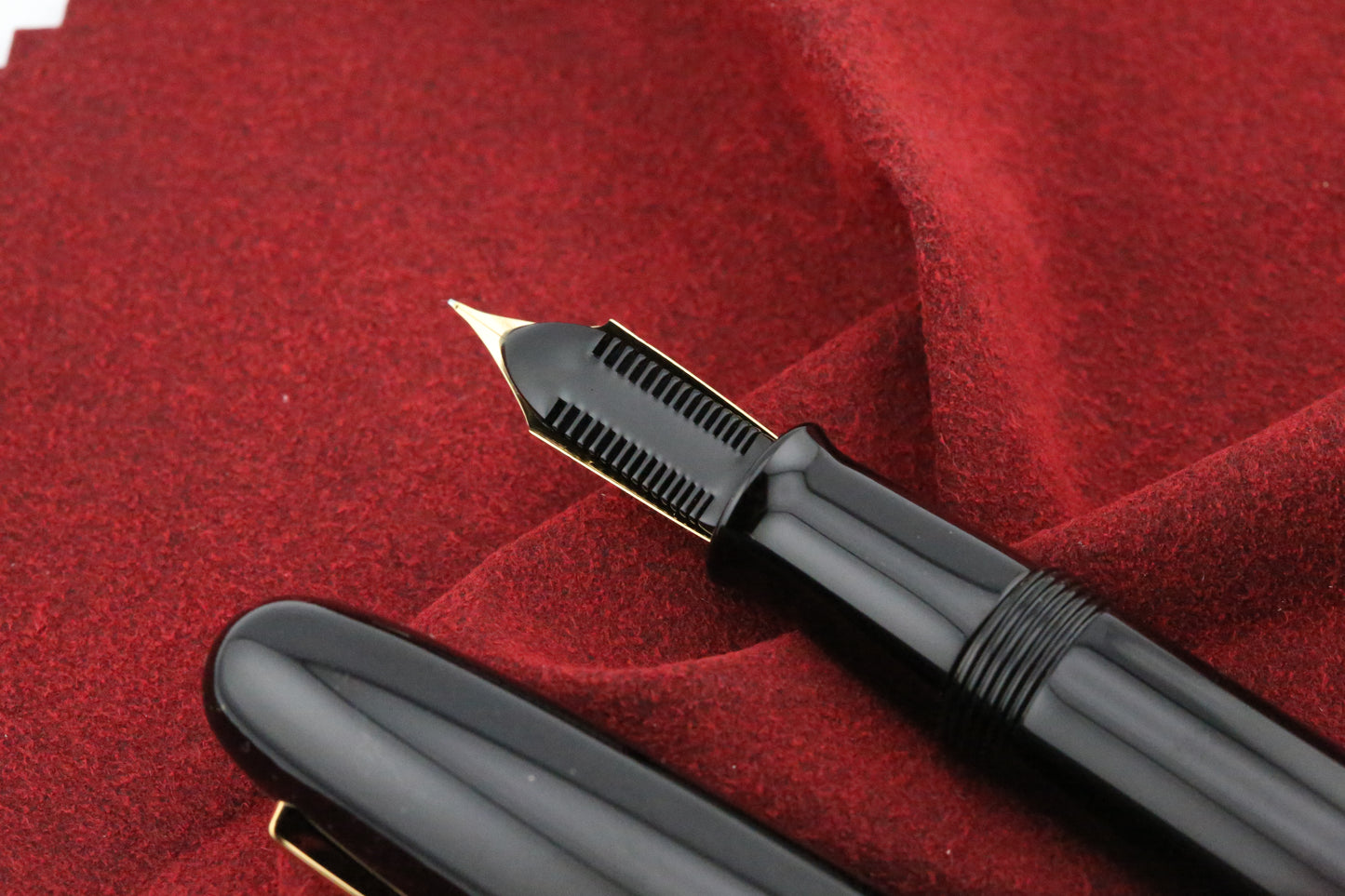 Namiki Emperor Black Urushi