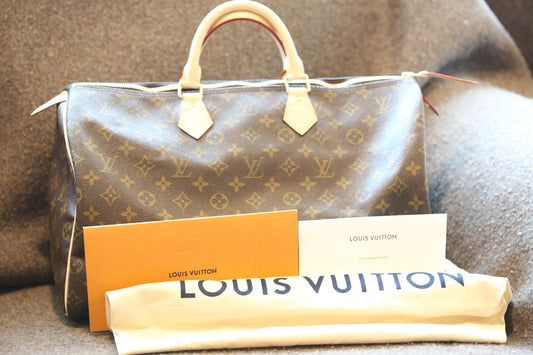 Louis Vuitton Speedy 25