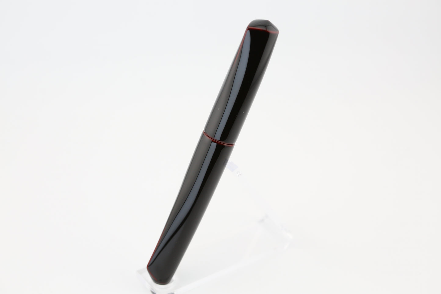 Nakaya Dorsal Fin 2 Kuro-Tamenuri with Soft-Medium 14k Two-Tone Nib