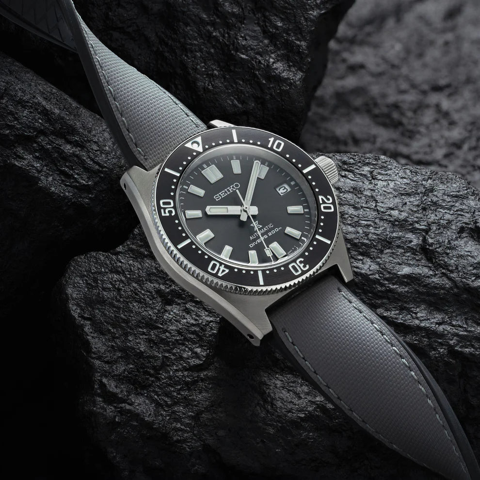 Artem HydroFlex™ Grey Hybrid FKM Watch Strap with Grey Stitching
