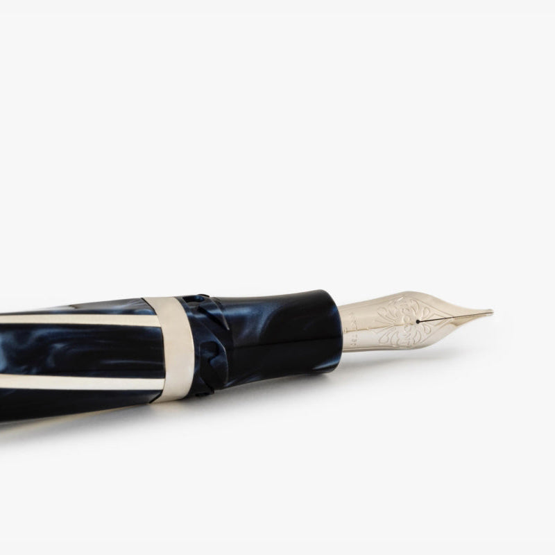 Visconti Divina Elegance Fountain Pen